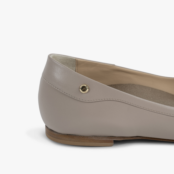 Amy Ballerina - Beige Leather