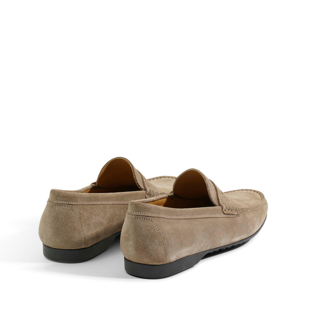 William - Nude Suede
