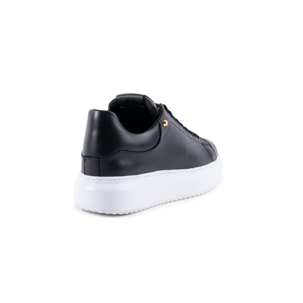 Nelly Sneakers - Black With White Sole