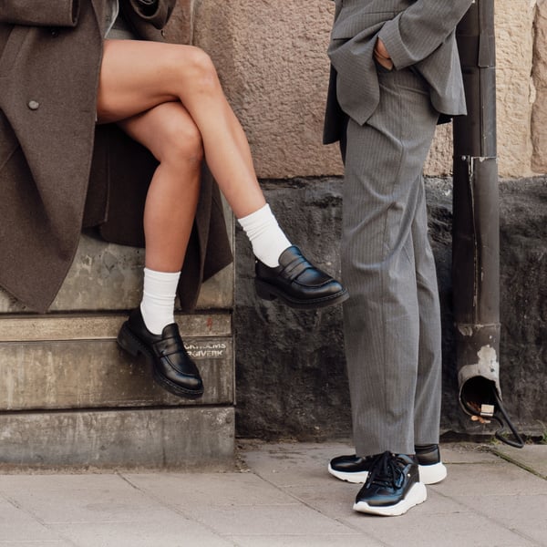 Nova Sneaker - Black Leather