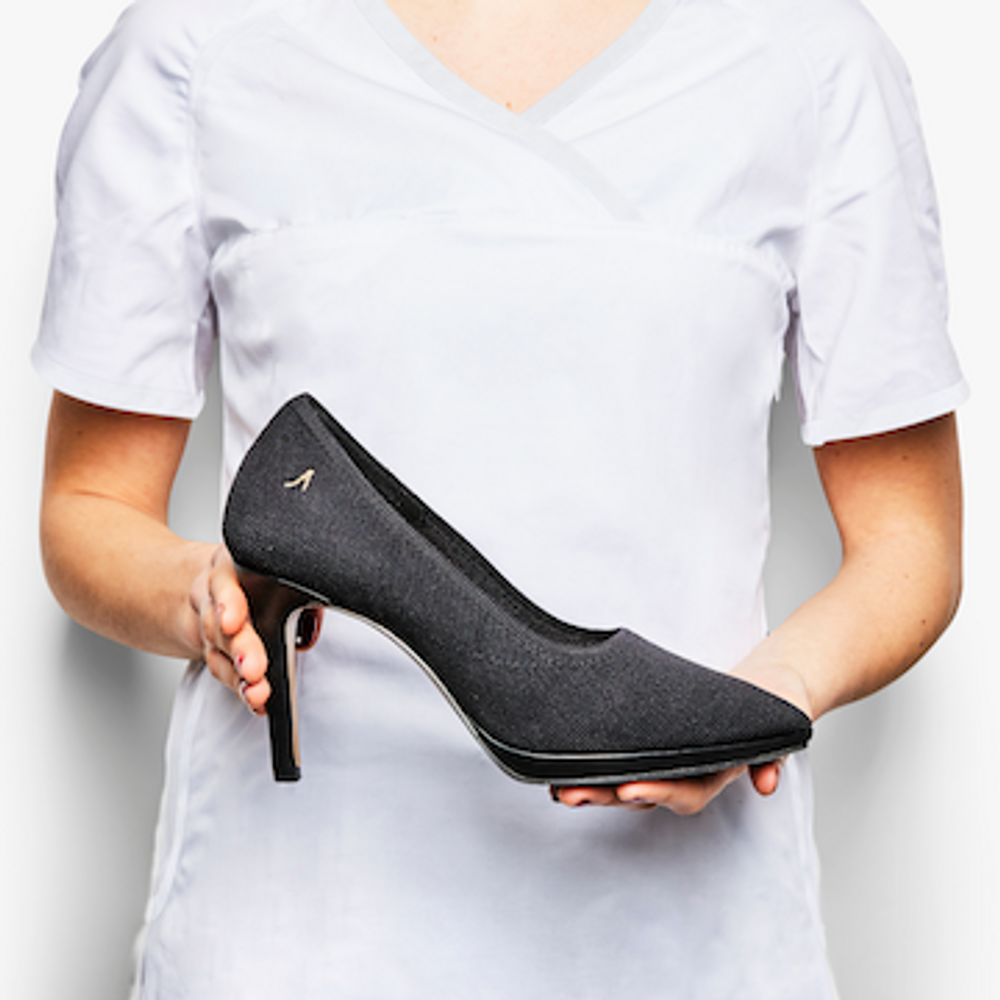 Felicia Expandable Pumps - Black 9 cm