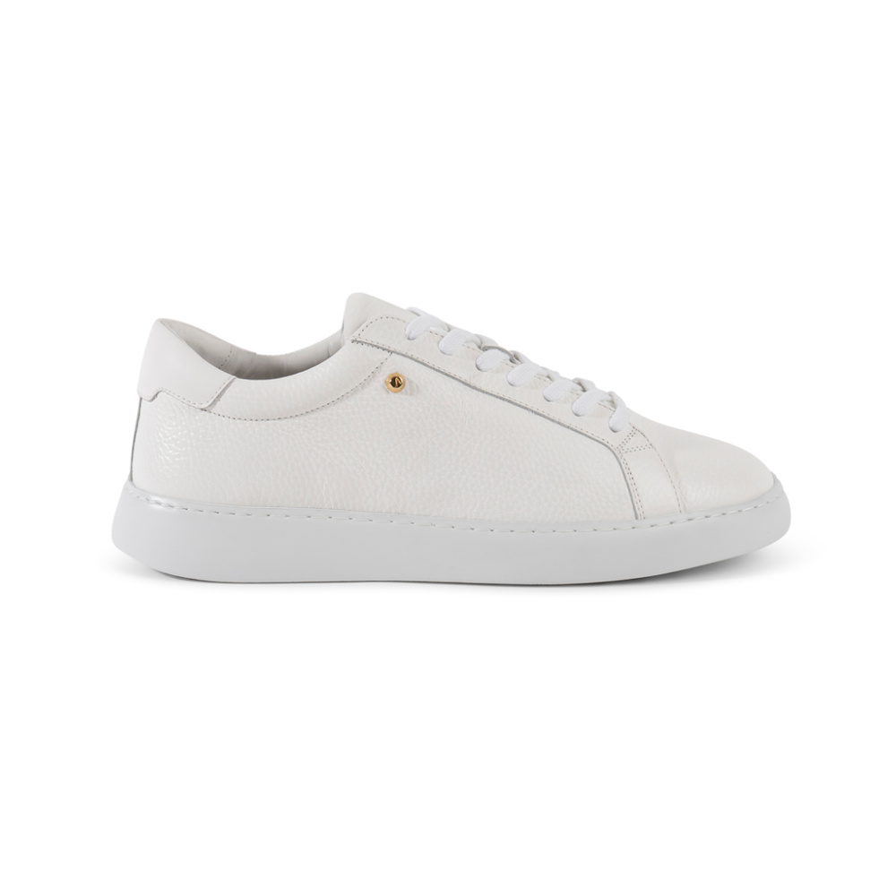 Oscar Sneaker - White Pebbled Leather